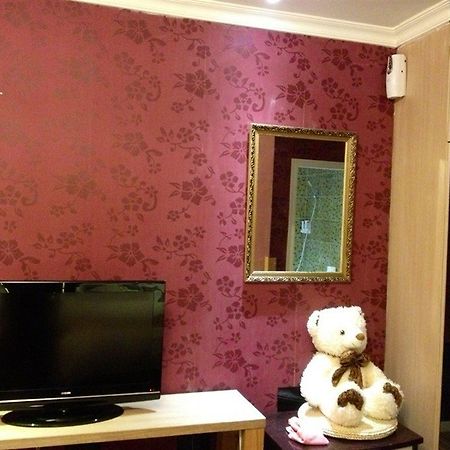 Jiujiu Holiday Hotel Sanghaj Kültér fotó
