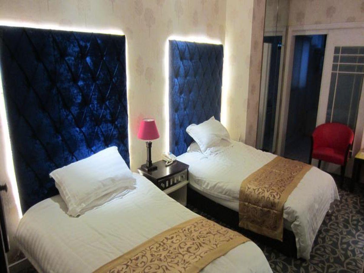 Jiujiu Holiday Hotel Sanghaj Kültér fotó